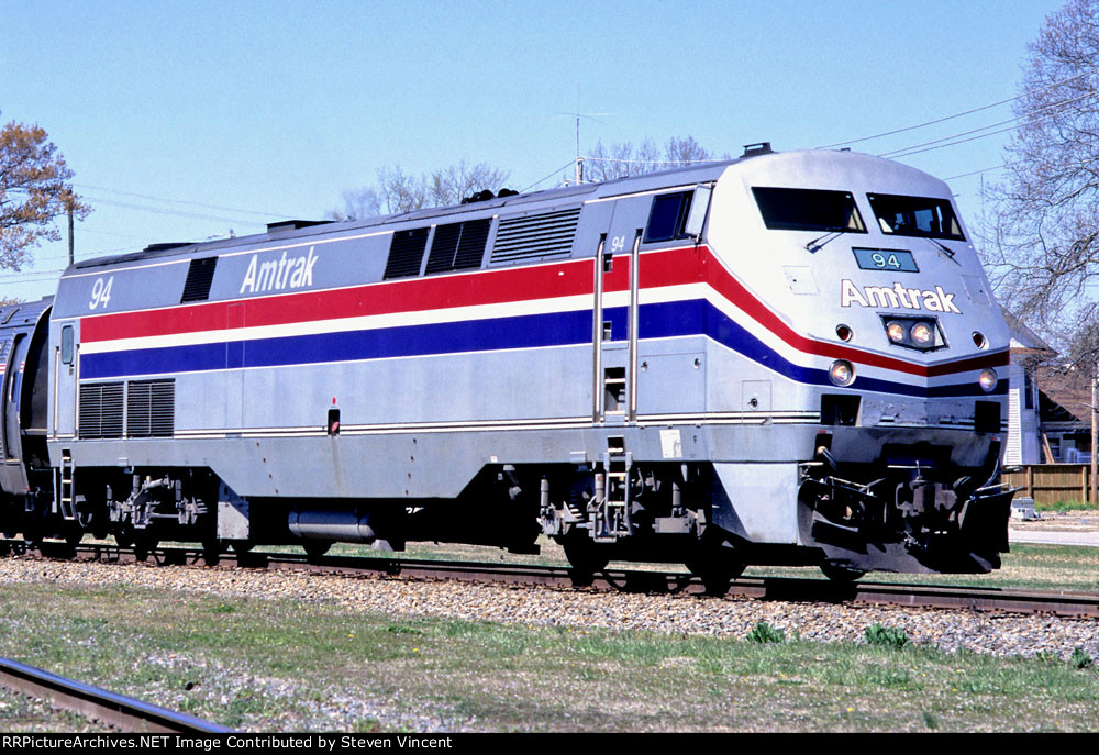 Amtrak #80 led by AMTK #94
